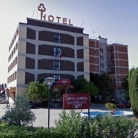 Hotel Europa Milano Rosate Dış mekan fotoğraf